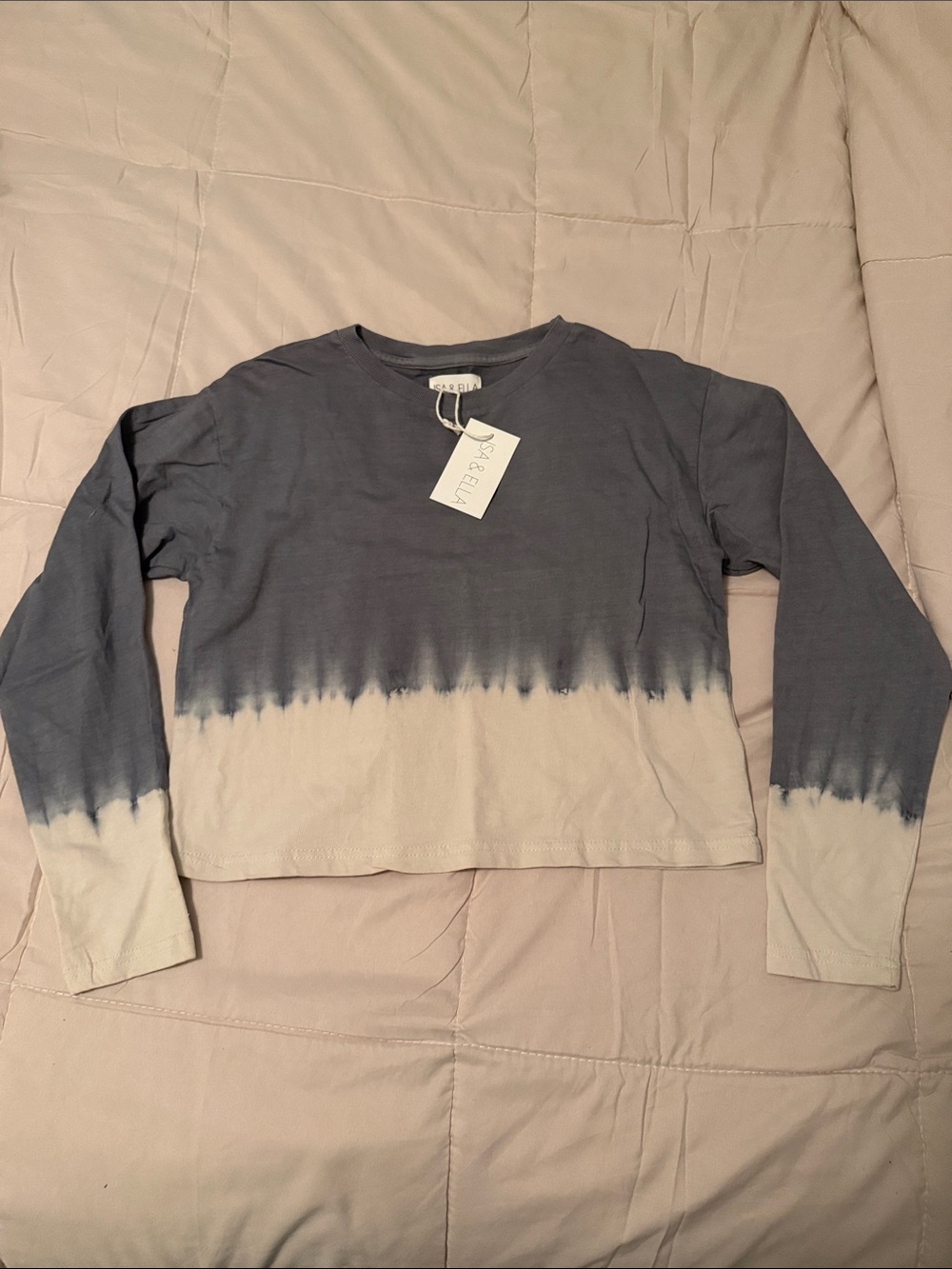 Isa & Ella Blue and Cream Dip-Dye Long Sleeve Tee cropped NWT S
